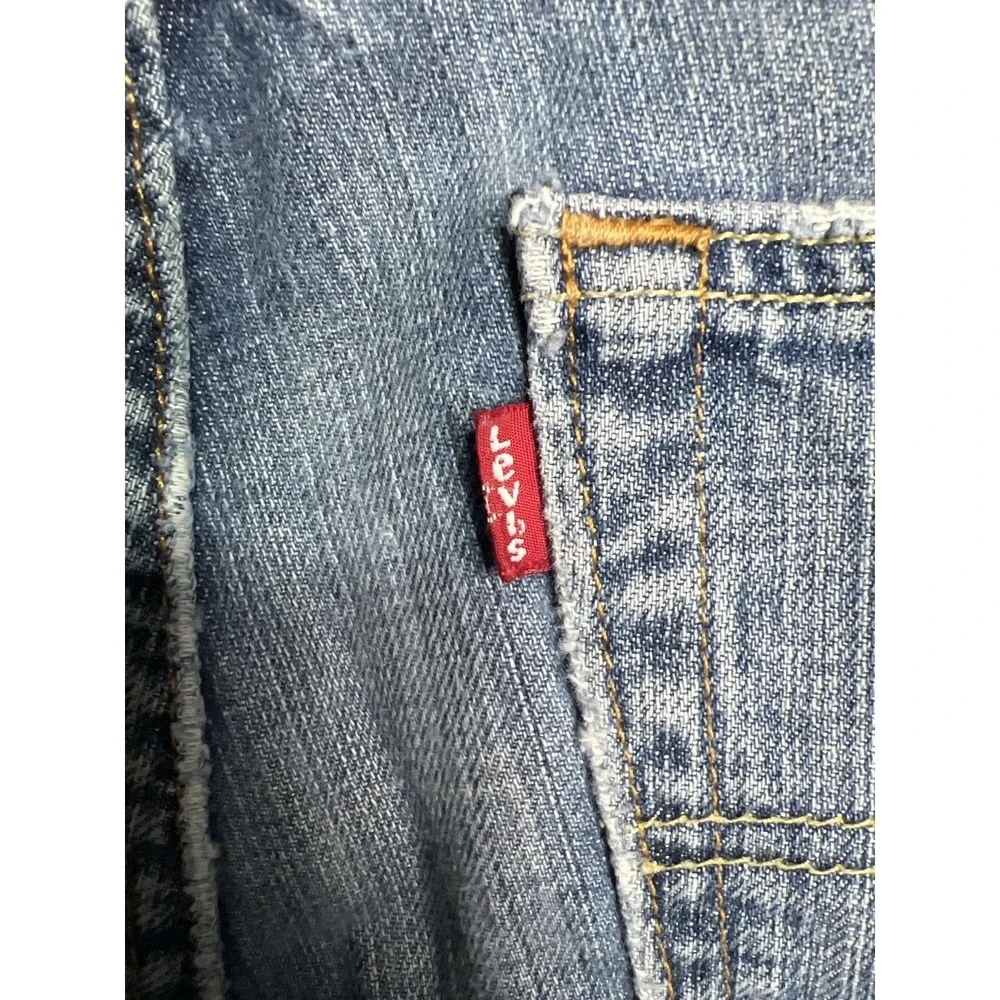 Levis levi 559